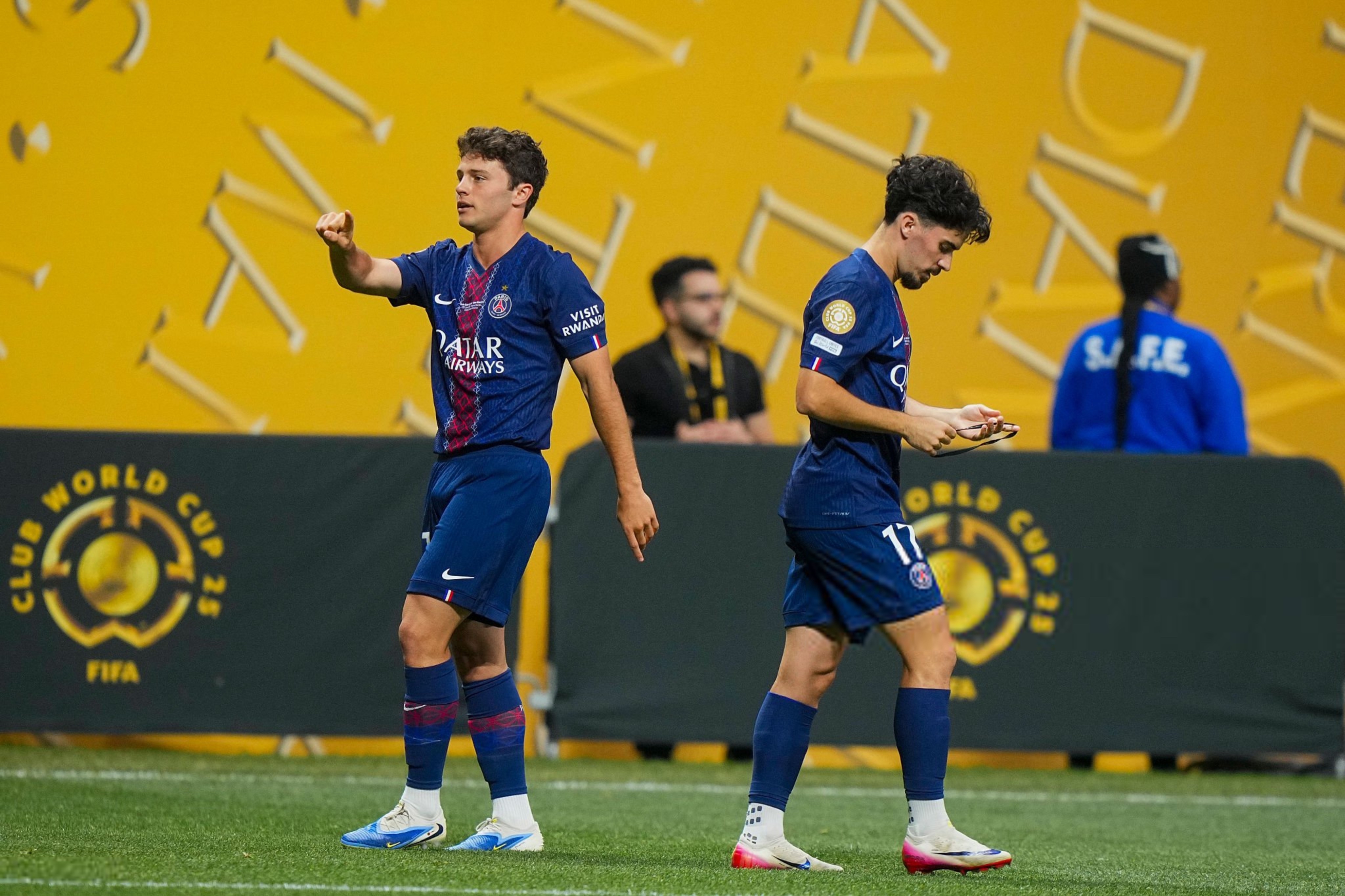 巴黎圣日耳曼迎意大利杯关键赛；今晚回应争议；媒体盛赞；赛季目标并未改变的简单介绍